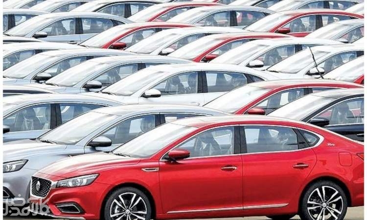 ترخیص ۳۱ هزار خودروی وارداتی از گمرکات در نیمه نخست امسال